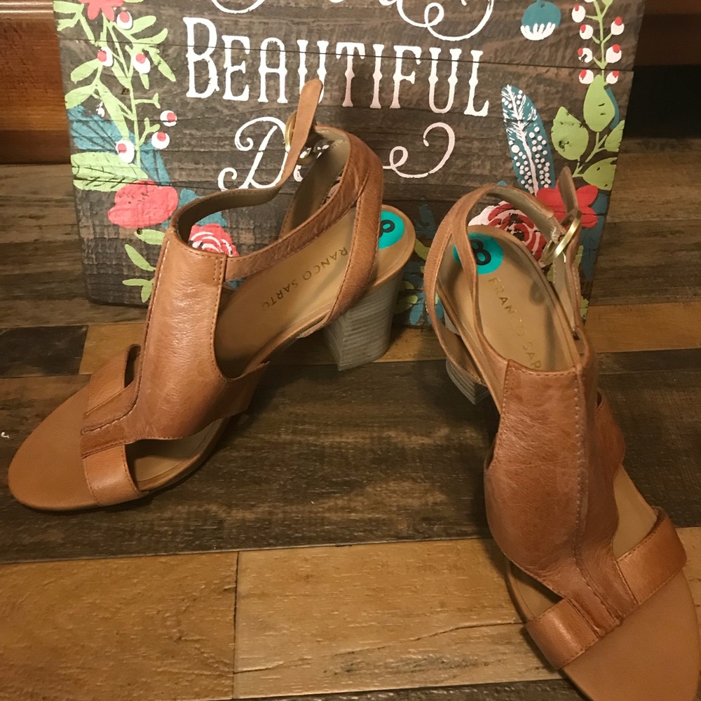 Heeled sandals